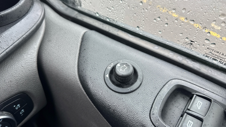 Ford Transit Custom 300 L1 Diesel Fwd 2.0 EcoBlue 130ps Low Roof Limited Van